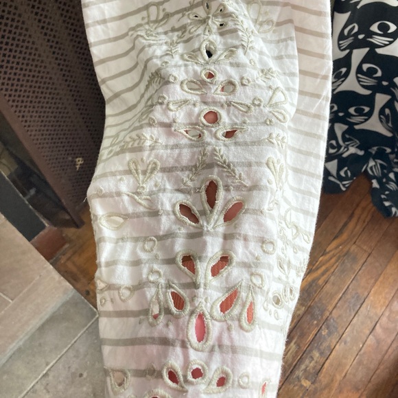 Bohemian Loose Free People Tank w Cut Outs - Picture 4 of 7